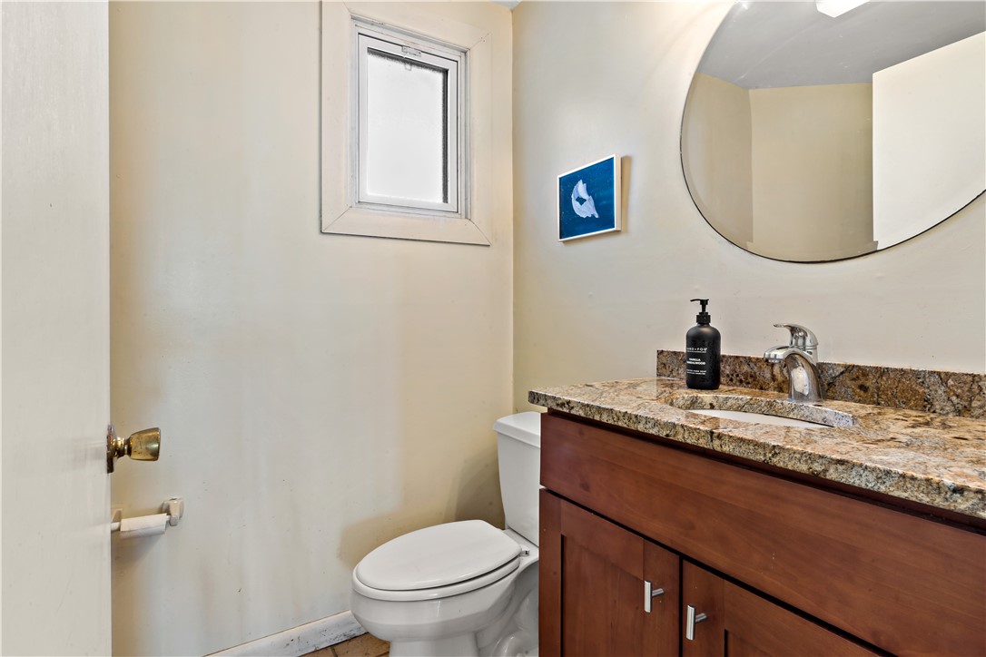 975 Matunuck Beach Road South Kingstown, RI 02879 - Photo 31 of 35