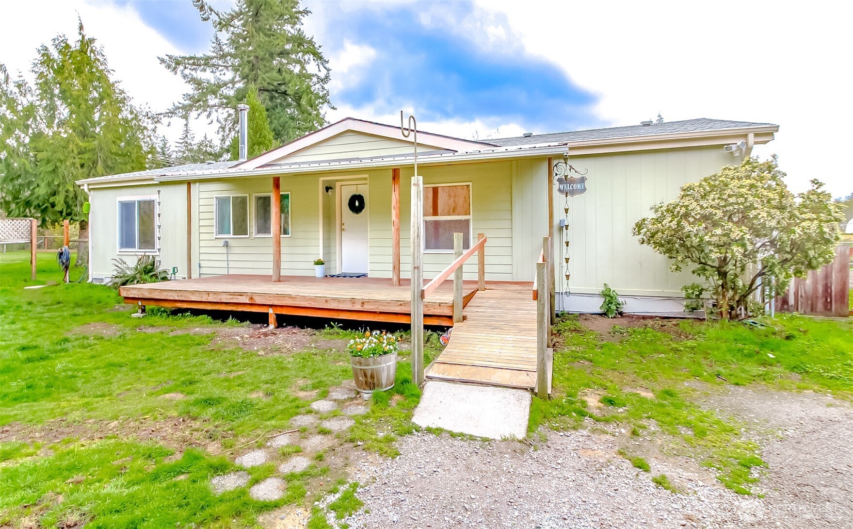 10813 Vail Road Southeast Yelm, WA 98597 - Photo 8 of 39 Gallery Image 8