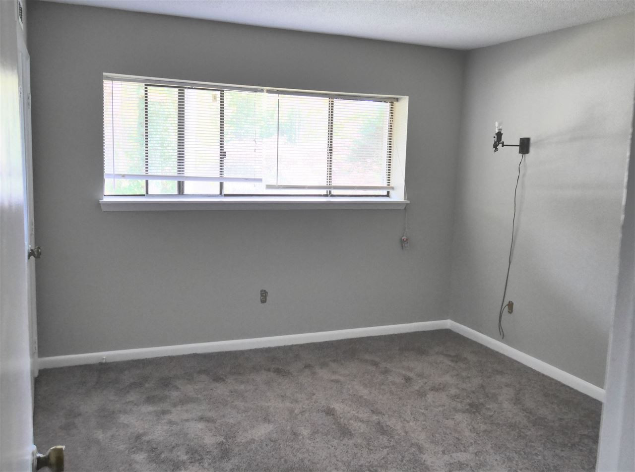 5118 Flint Ridge Place, Unit 5118 Raleigh, NC 27609 - Photo 10 of 18 Master Bedroom