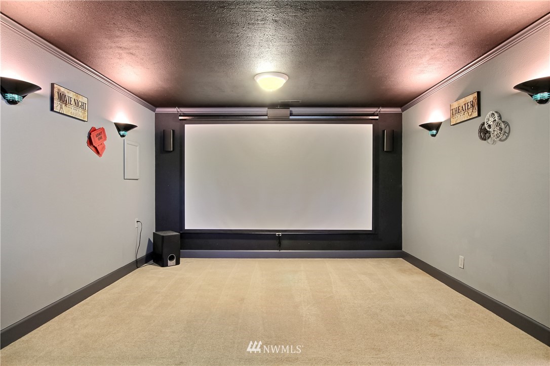 509 223rd Street Southwest Bothell, WA 98021 - Photo 25 of 39 a view of an empty room