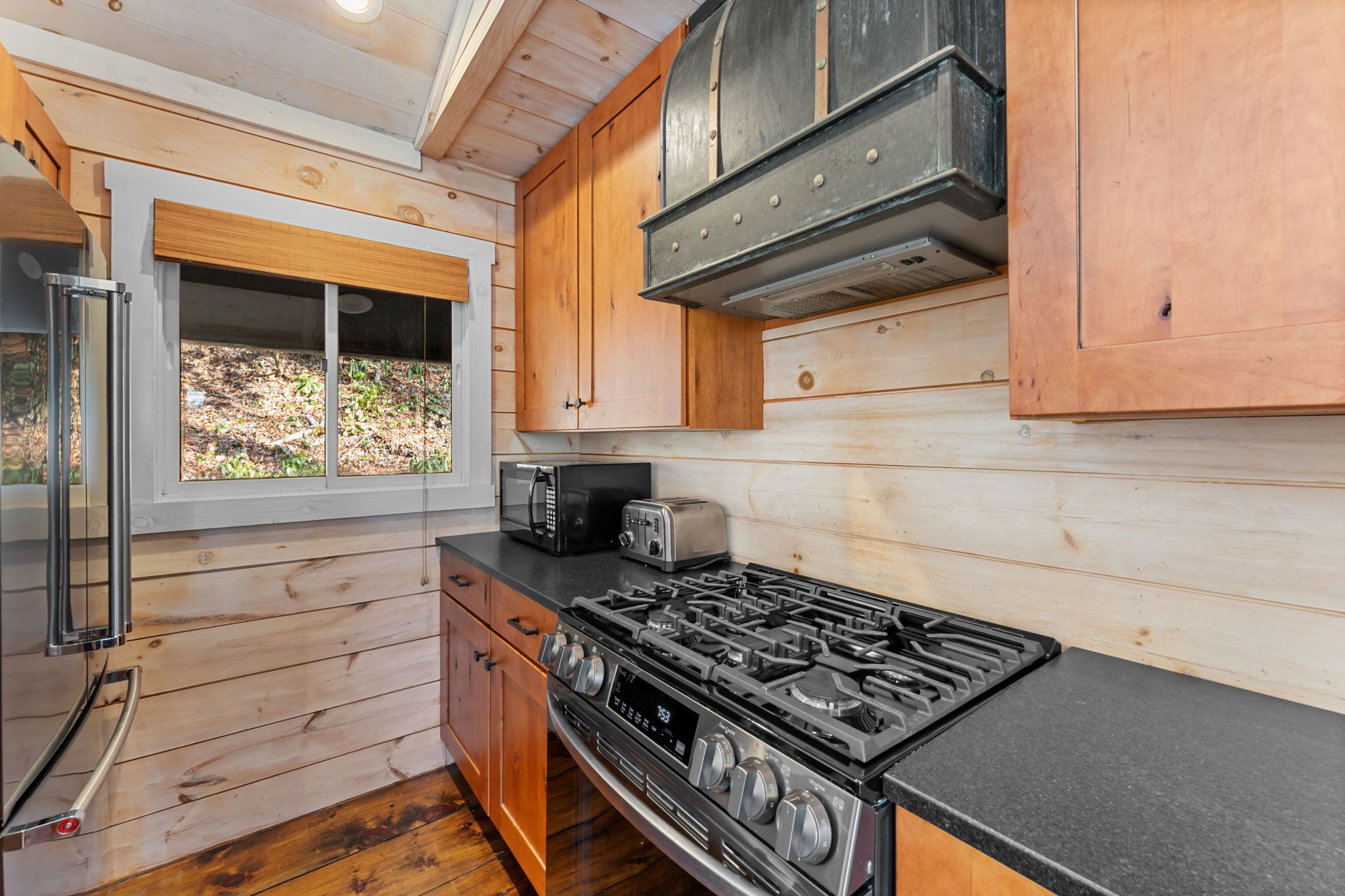 290 Blue Ridge Lane Cashiers, NC 28717 - Photo 22 of 64 Gallery Image 22