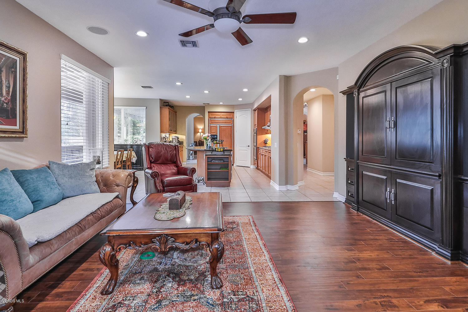 649 Noble Road Simi Valley, CA 93065 - Photo 20 of 70 fFamily8