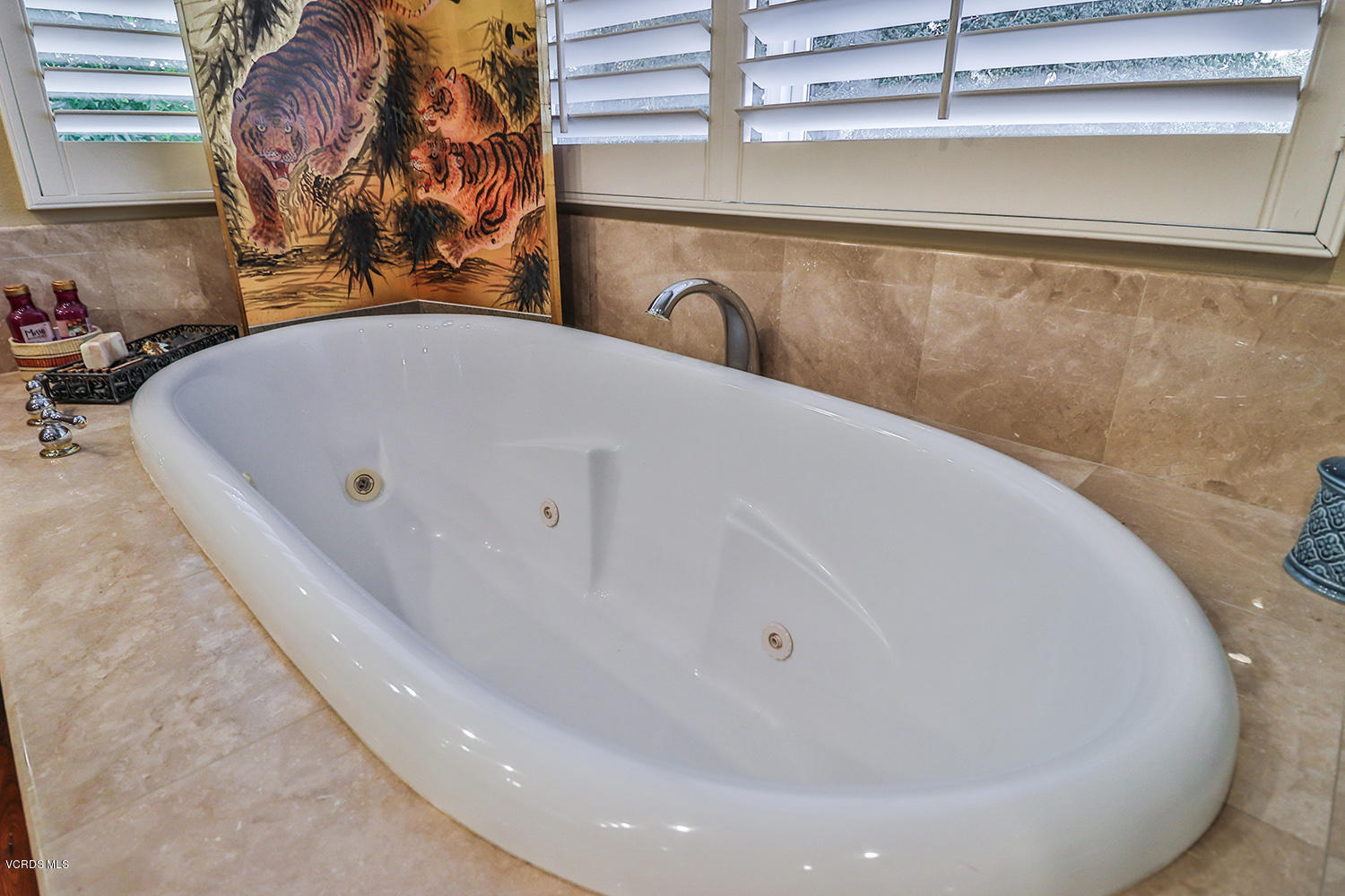 649 Noble Road Simi Valley, CA 93065 - Photo 40 of 70 pMain Bedroom Suite8