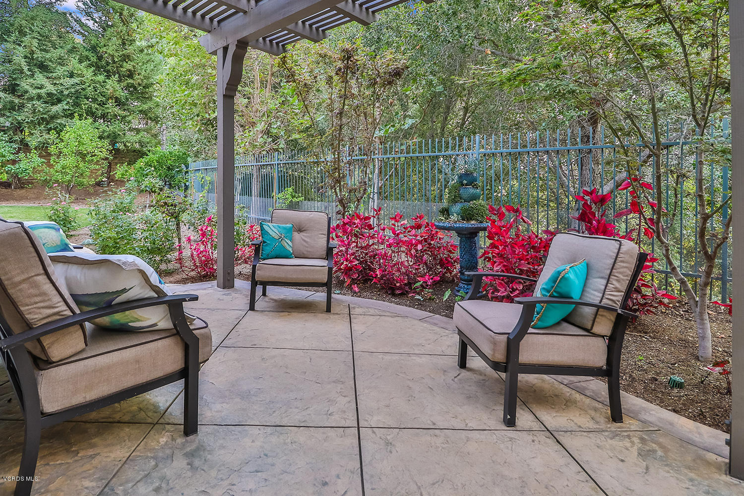649 Noble Road Simi Valley, CA 93065 - Photo 60 of 70 jGuest Patio1