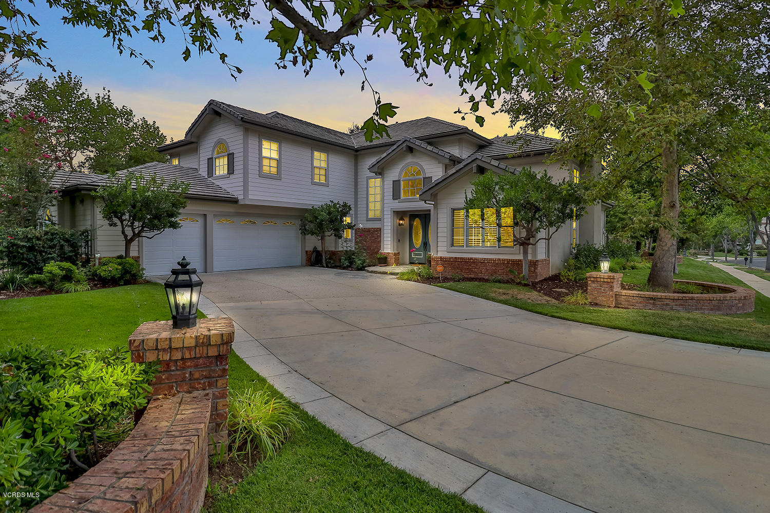 649 Noble Road Simi Valley, CA 93065 - Photo 70 of 70 aFront8
