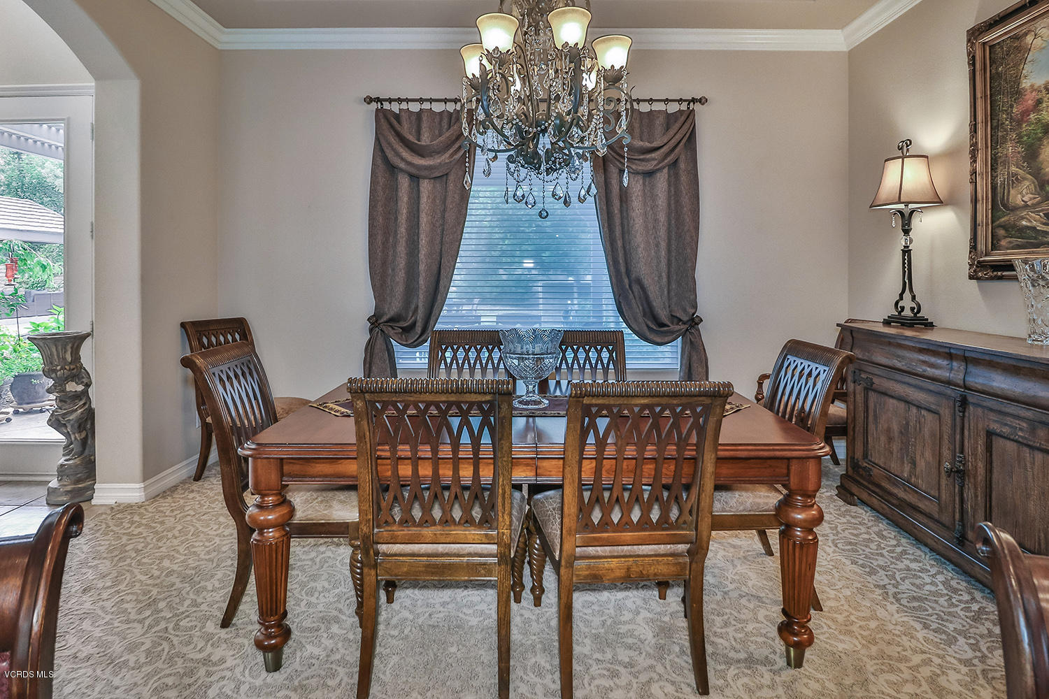 649 Noble Road Simi Valley, CA 93065 - Photo 9 of 70 dDining6
