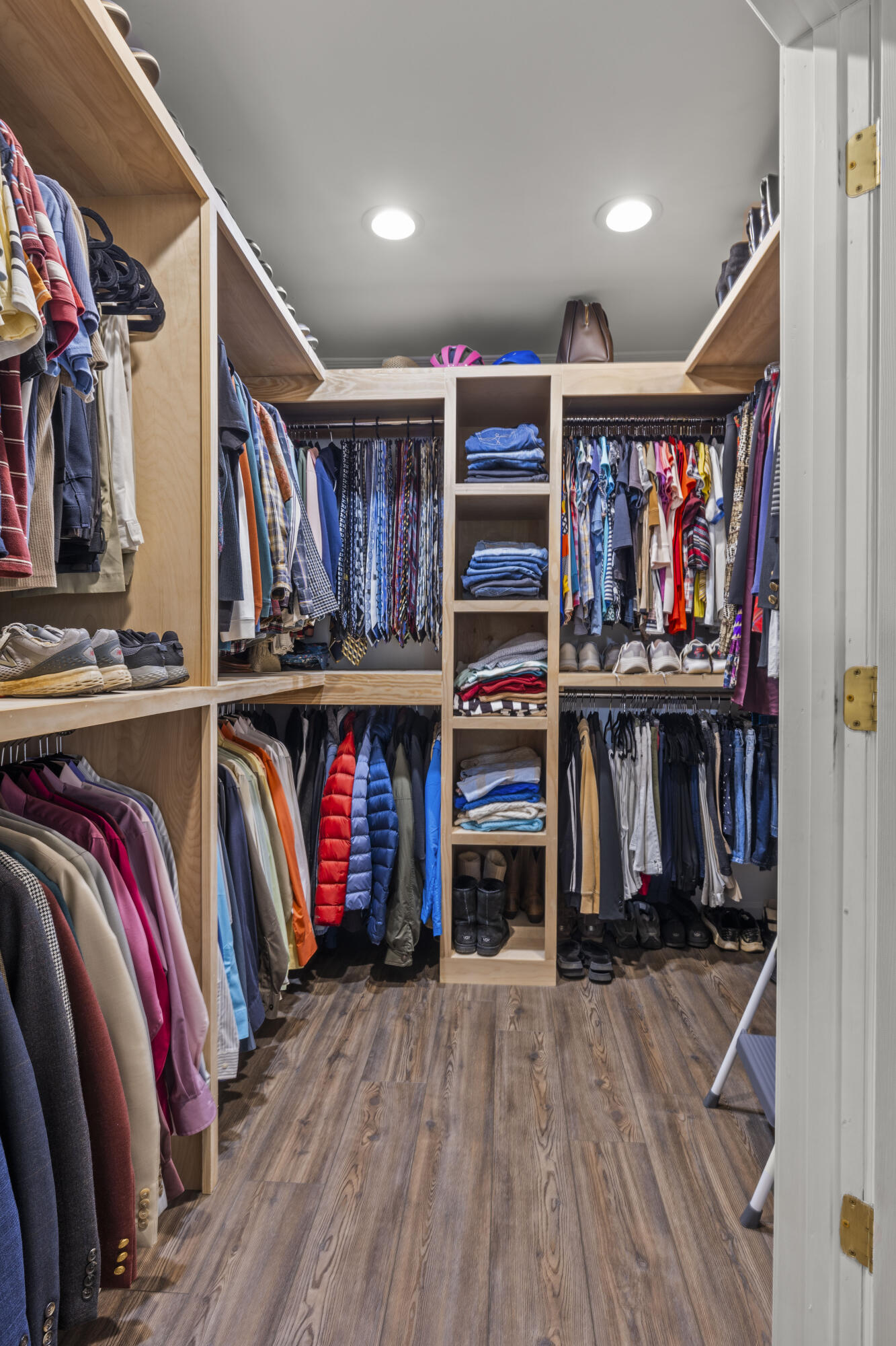 525 Ob Davis Road Delano, TN 37325 - Photo 32 of 41 Walk-in-Closet