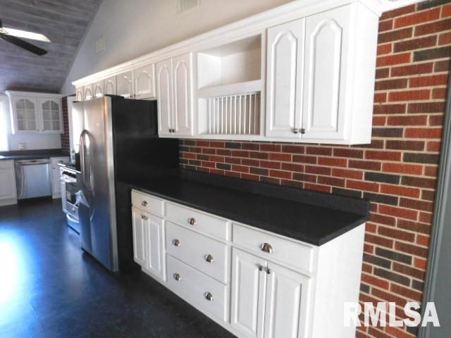 321 West Boone Street Salem, IL 62881 - Photo 16 of 49