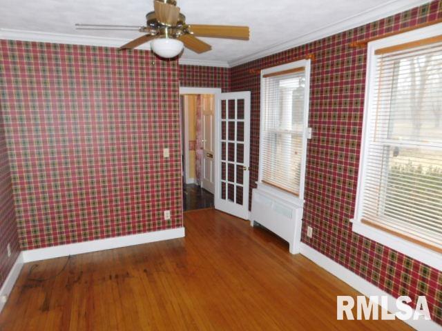 321 West Boone Street Salem, IL 62881 - Photo 9 of 49