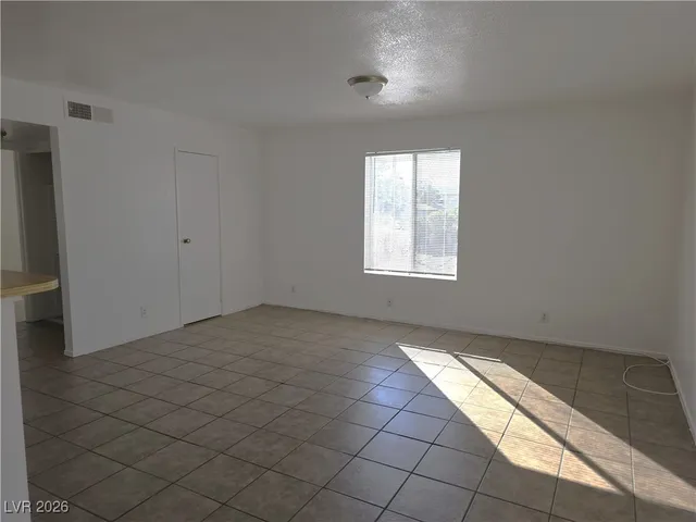 $925 | 1812 Fulstone Way, Unit 3, Las Vegas, NV 89115
