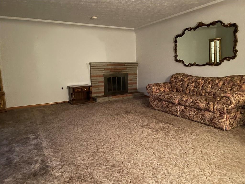 3729 Ivanhoe Road Sharpsville, PA 16150 - Photo 5 of 25 Gallery Image 5