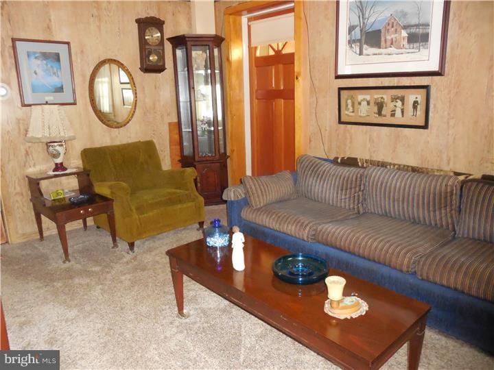 404 Ridge Avenue Spring City, PA 19475 - Photo 5 of 12 Gallery Image 5