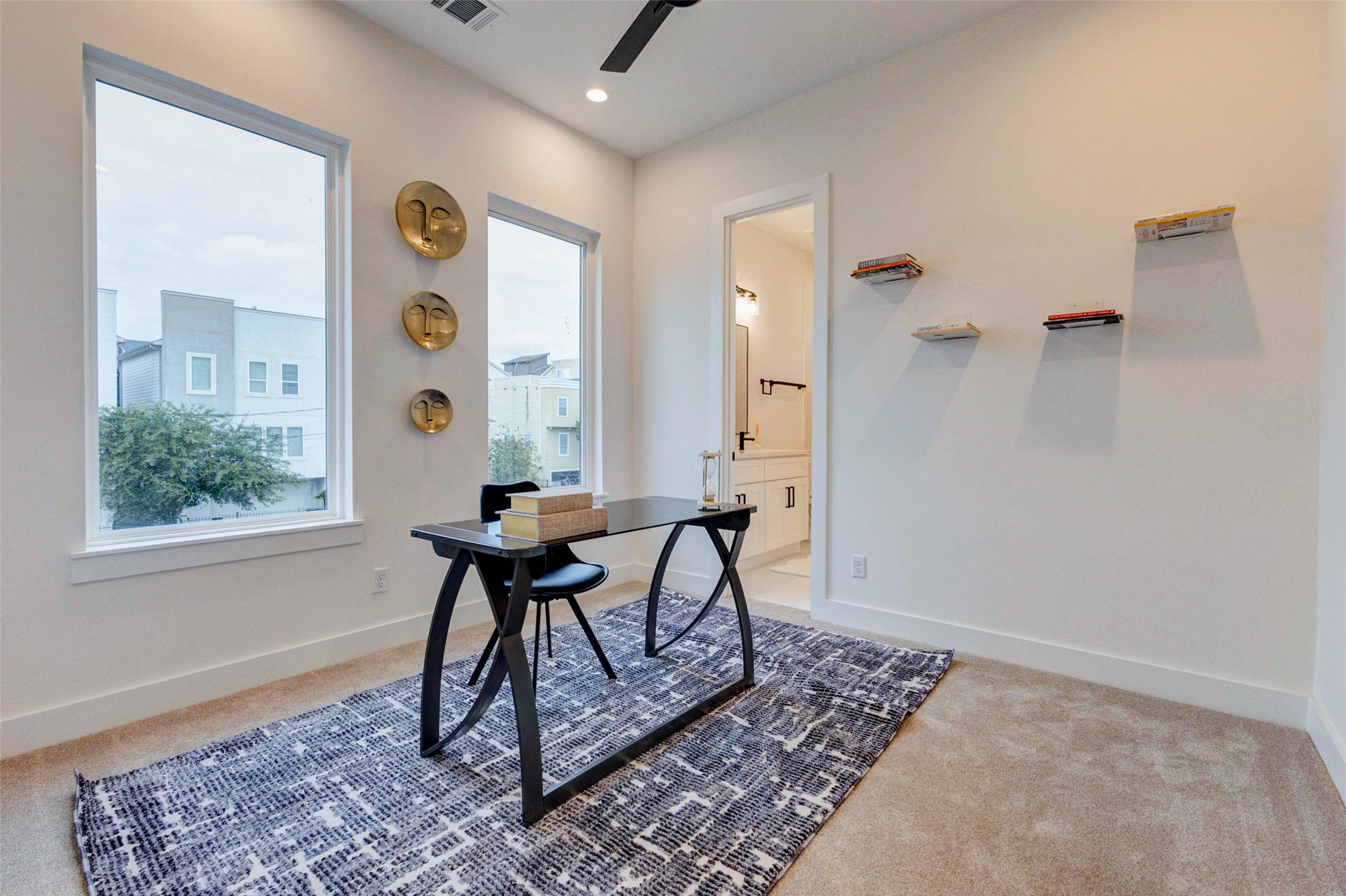 3309 St Emanuel Street Houston, TX 77004 - Photo 26 of 47 Versatile secondary bedroom currently styled as a modern office.