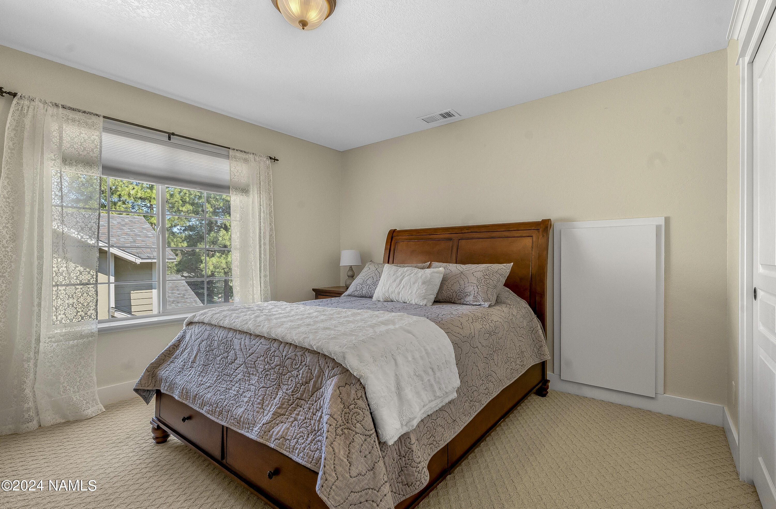 75 West Hance Trail Flagstaff, AZ 86005 - Photo 26 of 35 75-west-hance-trail-flagstaff-az-usa-013