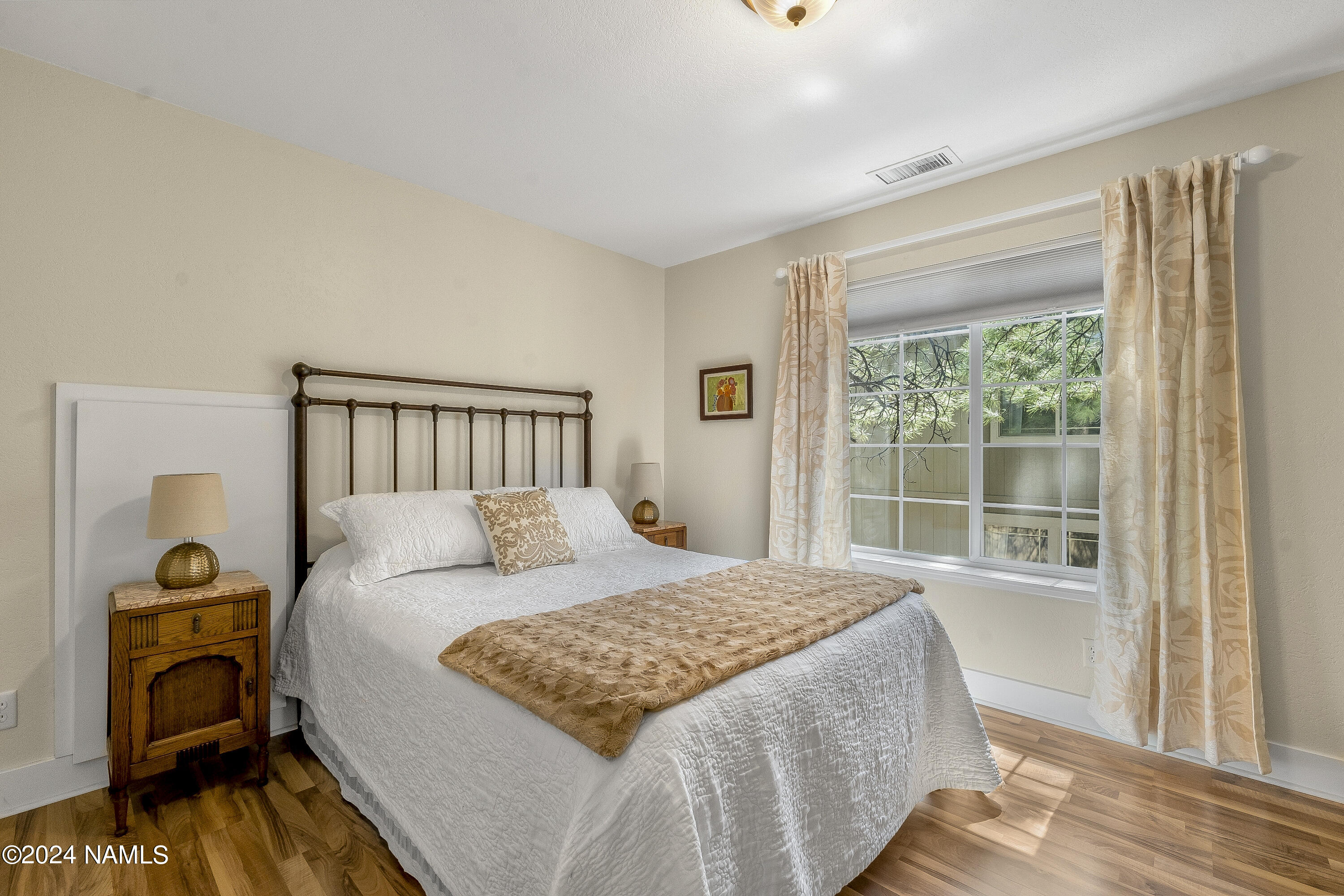 75 West Hance Trail Flagstaff, AZ 86005 - Photo 30 of 35 75-west-hance-trail-flagstaff-az-usa-016