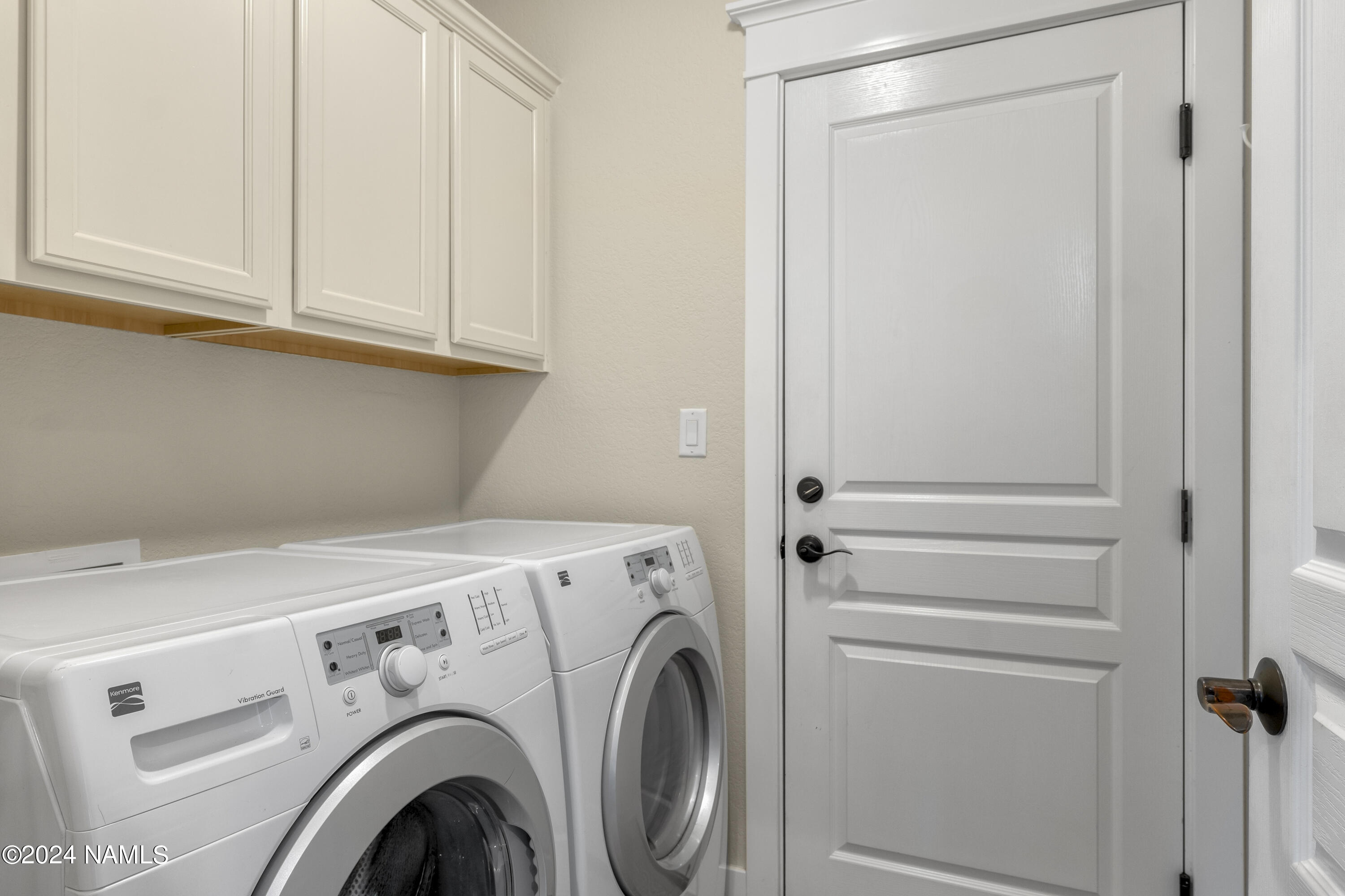 75 West Hance Trail Flagstaff, AZ 86005 - Photo 32 of 35 75-west-hance-trail-flagstaff-az-usa-004