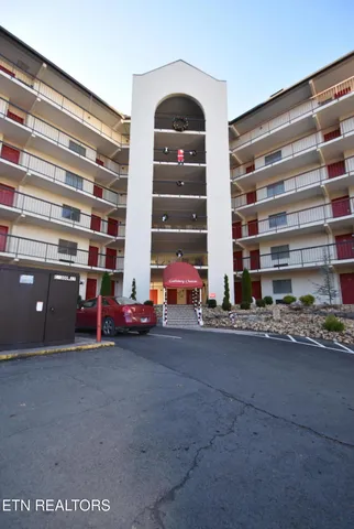 $340,000 | Undisclosed Address, Gatlinburg, TN 37738