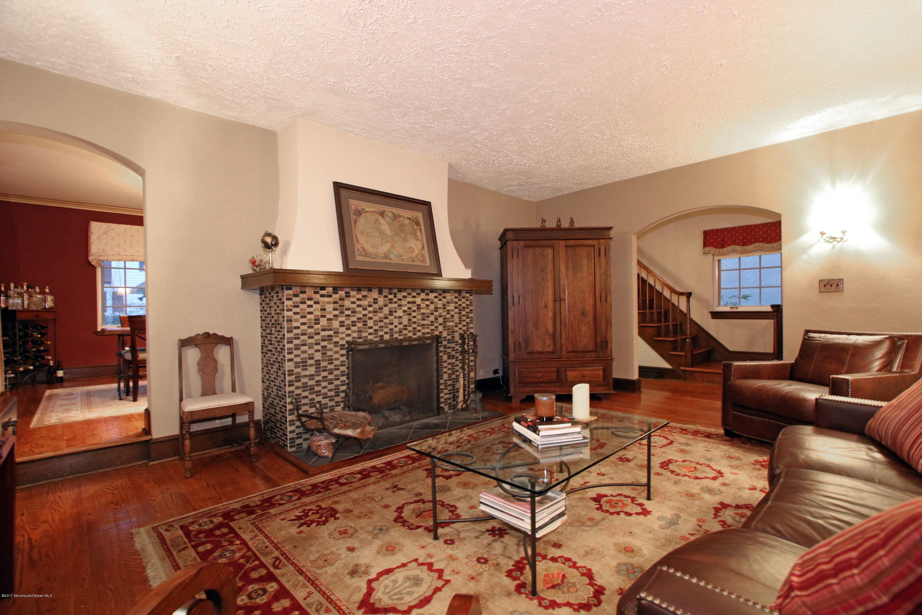 284 River Road Red Bank, NJ 07701 - Photo 17 of 37 IMG_9717a