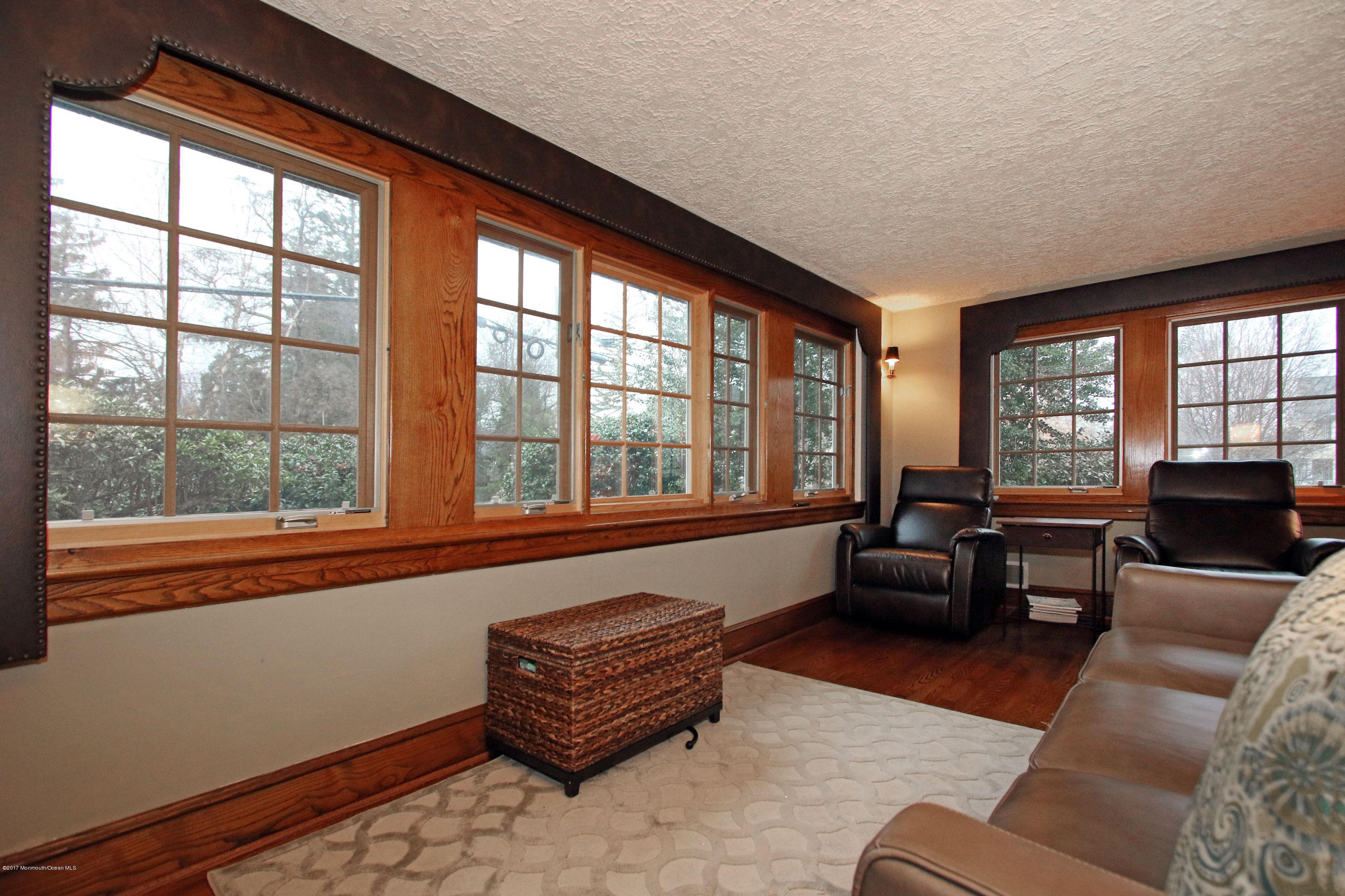 284 River Road Red Bank, NJ 07701 - Photo 23 of 37 IMG_9677a