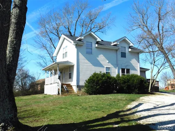 $565,000 | 397 Whispering Forest Lane, Pacific, MO 63069