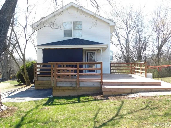 $565,000 | 397 Whispering Forest Lane, Pacific, MO 63069