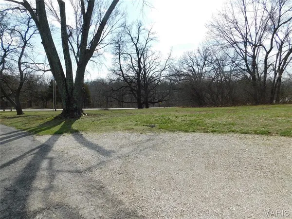 $565,000 | 397 Whispering Forest Lane, Pacific, MO 63069