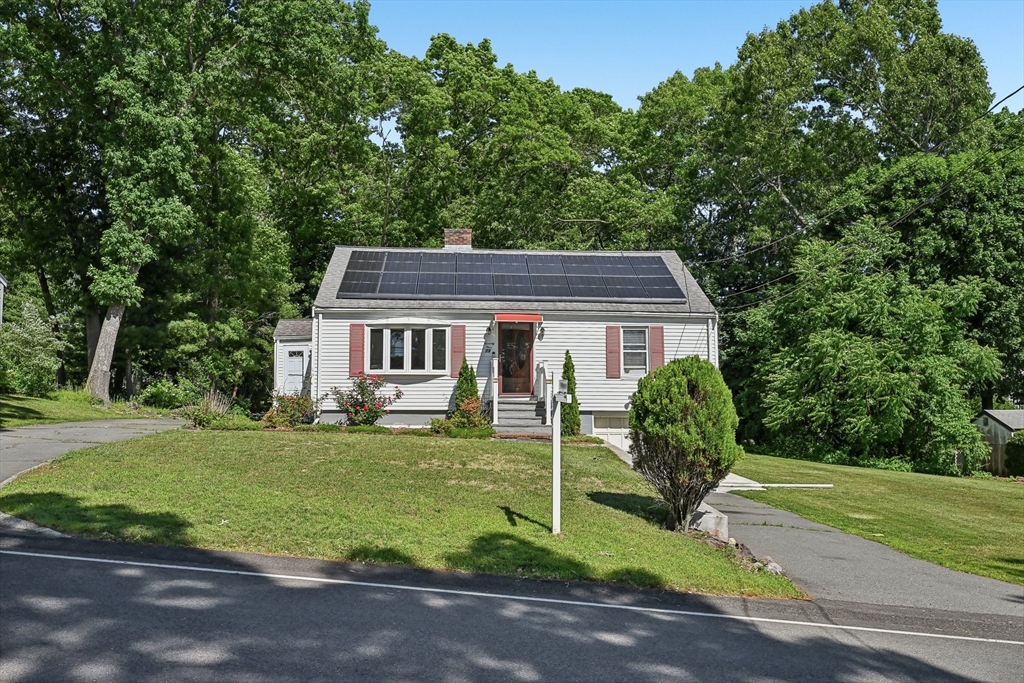 79 Russ Street Randolph, MA 02368 - Photo 2 of 37