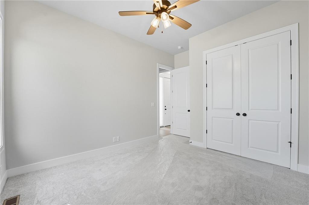 2775 Southwest 11th Terrace Lee's Summit, MO 64081 - Photo 29 of 38