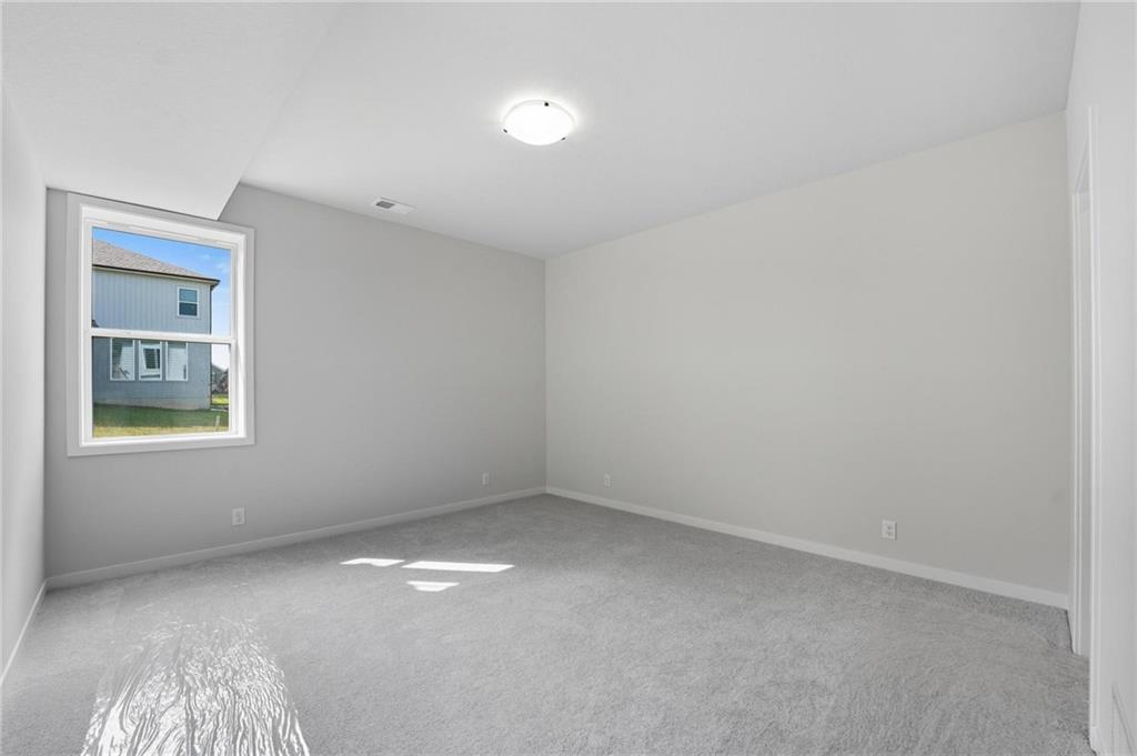 2775 Southwest 11th Terrace Lee's Summit, MO 64081 - Photo 34 of 38