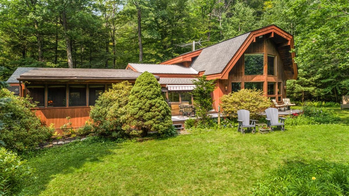 372 Chalk Pond Road Newbury, NH 03255 - Photo 1 of 40