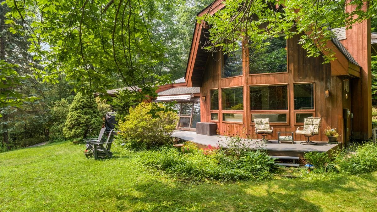 372 Chalk Pond Road Newbury, NH 03255 - Photo 2 of 40