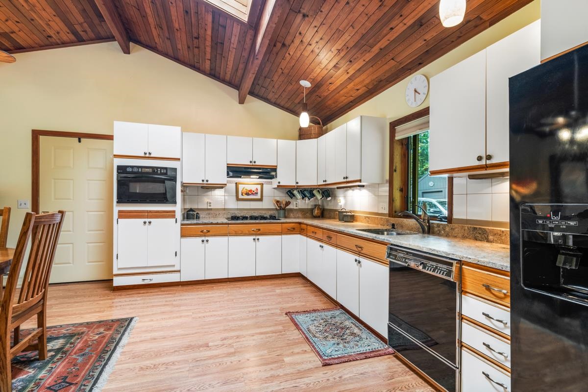 372 Chalk Pond Road Newbury, NH 03255 - Photo 14 of 40