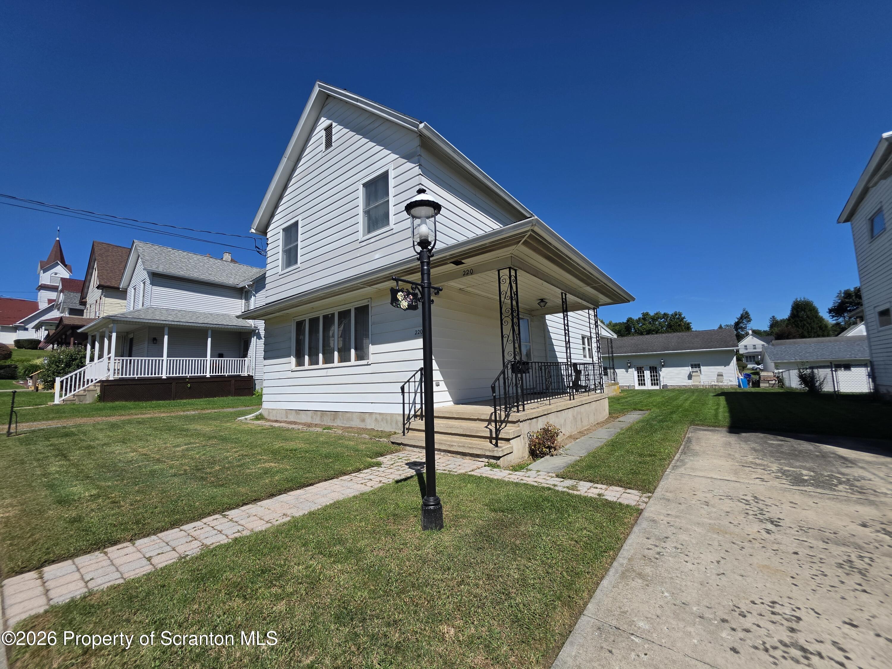 220 Reese Street Scranton, PA 18508 - Photo 2 of 52 20260918_122423