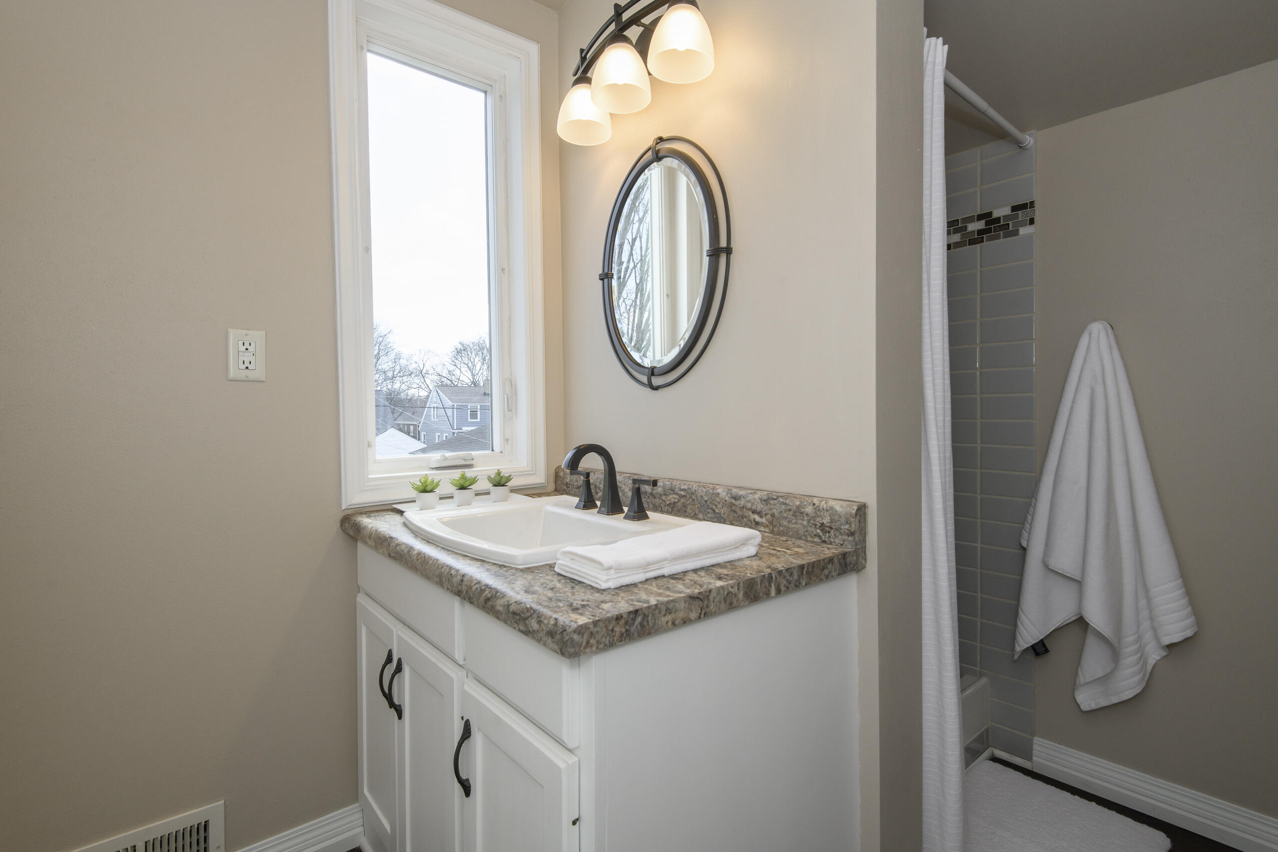 2924 North 79th Street Milwaukee, WI 53222 - Photo 17 of 36 17