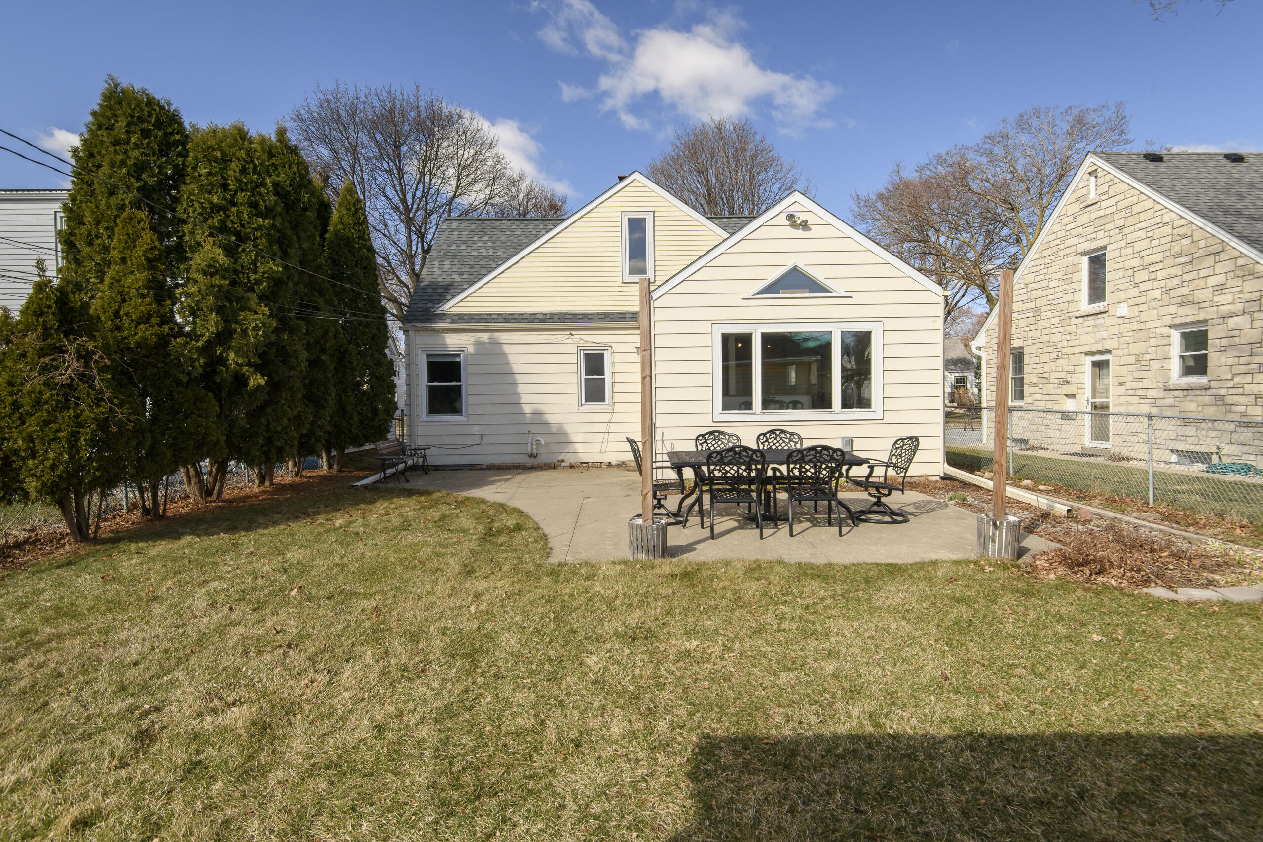 2924 North 79th Street Milwaukee, WI 53222 - Photo 26 of 36 23