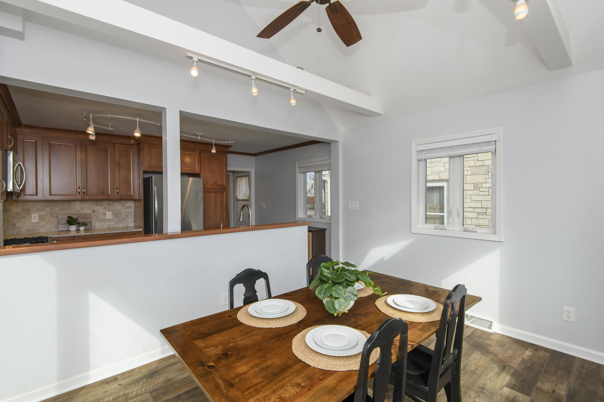 2924 North 79th Street Milwaukee, WI 53222 - Photo 7 of 36 7