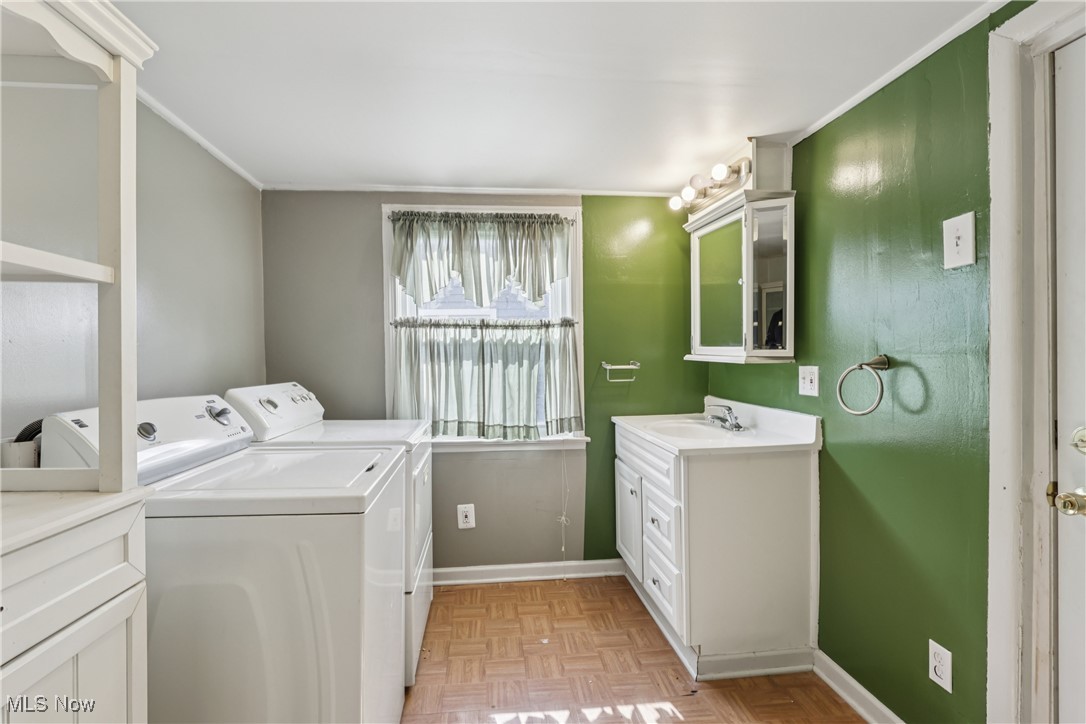 1674 Betz Road Akron, OH 44306 - Photo 15 of 29 First floor laundry room