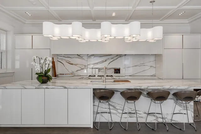 $9,995,000 | 2026 North Kenmore Avenue, Chicago, IL 60614