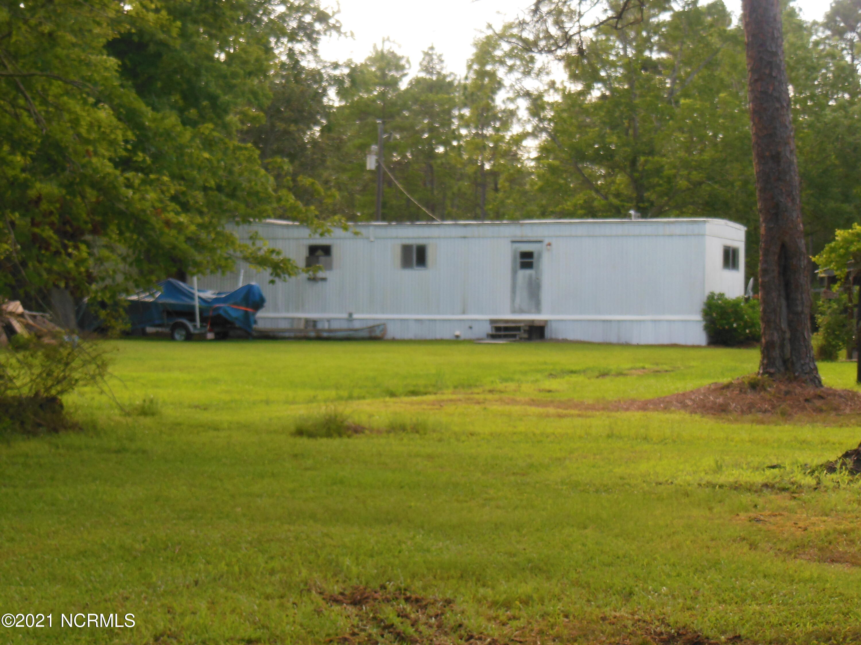 1786 Beech Road Boiling Spring Lakes, NC 28461 - Photo 3 of 5 DSCN0769