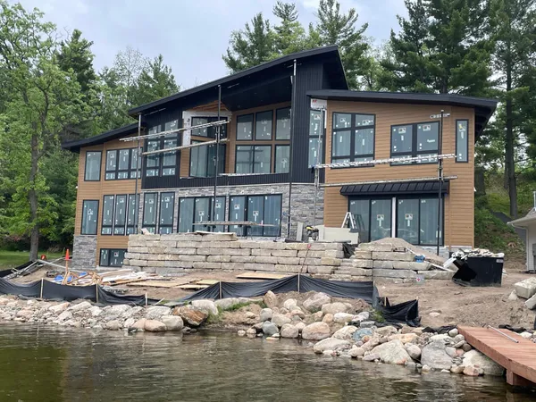 $3,995,000 | 11245 East Steamboat Bay Drive, East Gull Lake, MN 56401