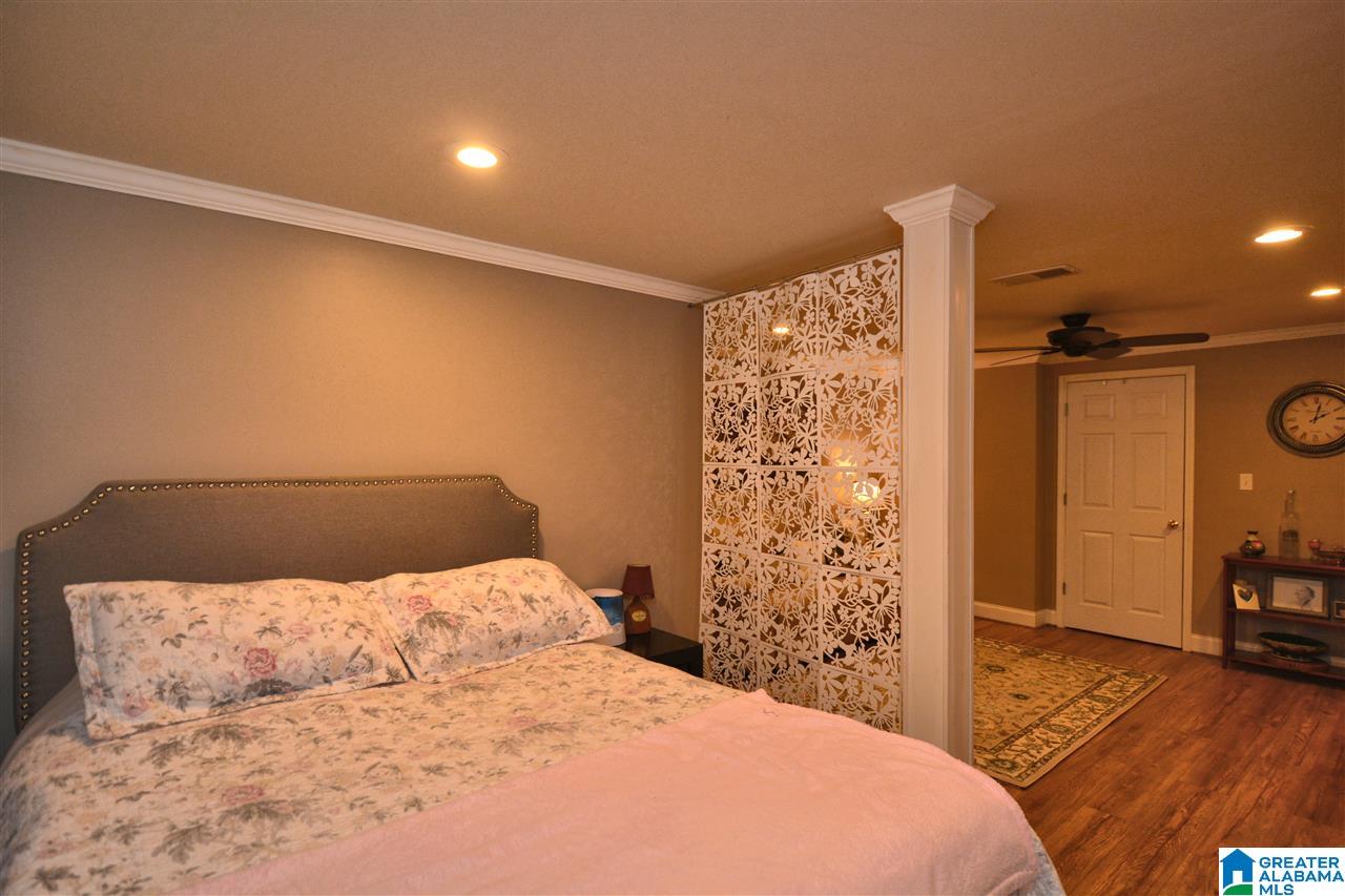 4037 Milner Way Hoover, AL 35242 - Photo 39 of 48