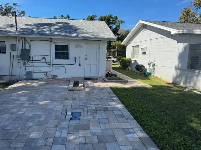 $1,800 | 2820 57th Street South, Gulfport, FL 33707