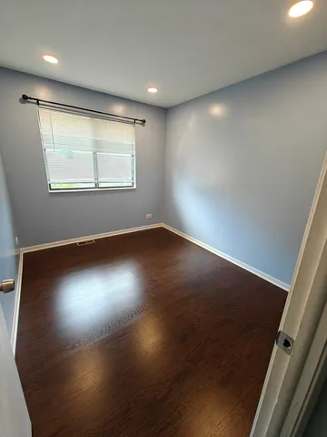 $2,575 | 1410 Whispering Springs Circle, Palatine, IL 60074