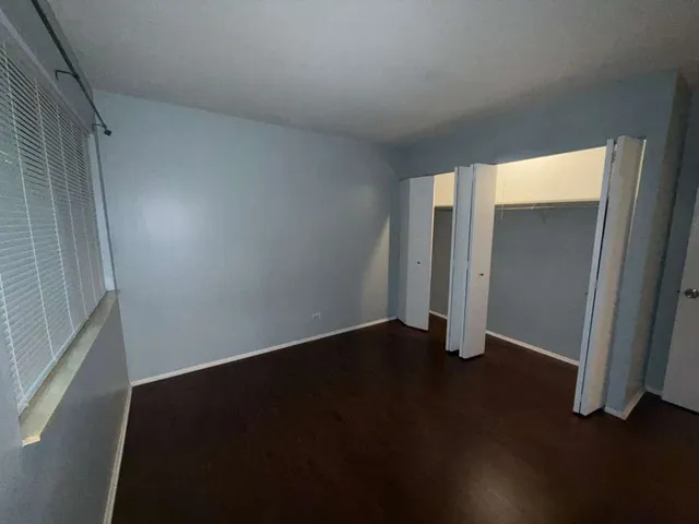 $2,575 | 1410 Whispering Springs Circle, Palatine, IL 60074