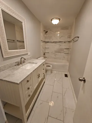 $2,575 | 1410 Whispering Springs Circle, Palatine, IL 60074