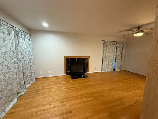 $2,575 | 1410 Whispering Springs Circle, Palatine, IL 60074