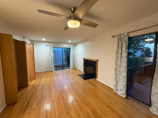 $2,575 | 1410 Whispering Springs Circle, Palatine, IL 60074