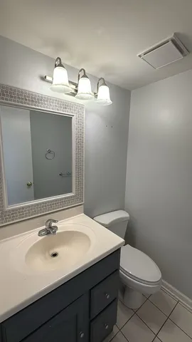 $2,575 | 1410 Whispering Springs Circle, Palatine, IL 60074