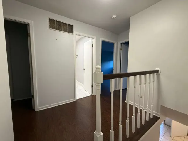 $2,575 | 1410 Whispering Springs Circle, Palatine, IL 60074