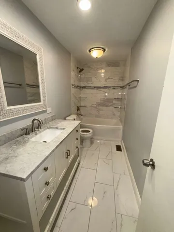 $2,575 | 1410 Whispering Springs Circle, Palatine, IL 60074